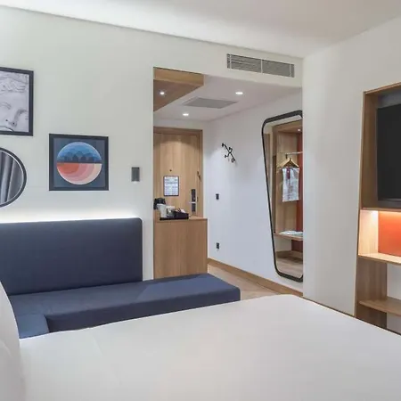 Hampton By Hilton Airport 酒店 4*